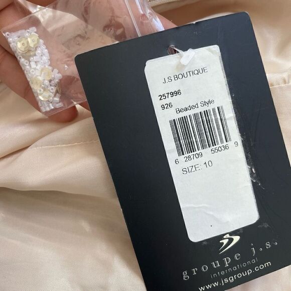 New JS Boutique Beige Pleated Beaded Sleeveless Cocktail Dress Size 10 V Neck - Picture 10 of 14